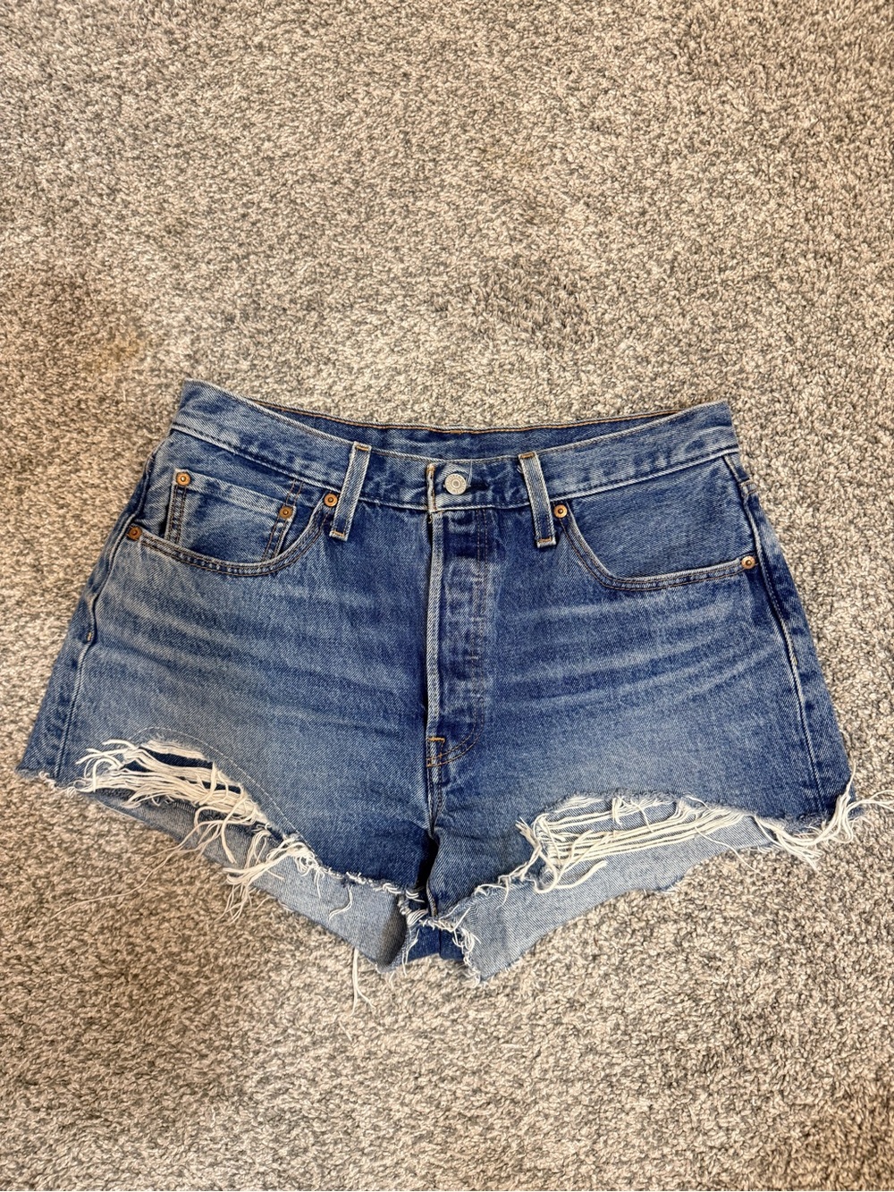 Levi's NWOT Medium Blue Distressed Denim Cutoff Shorts
